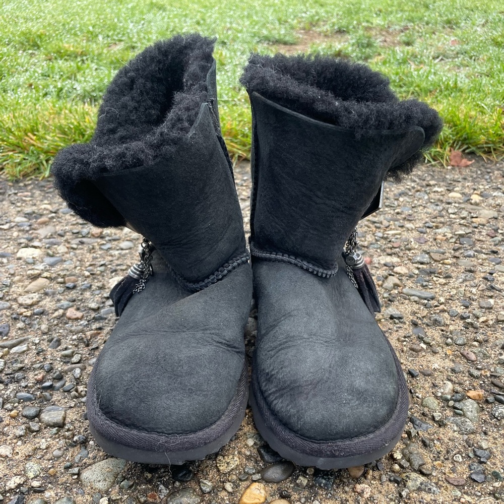 Bailey Button Uggs